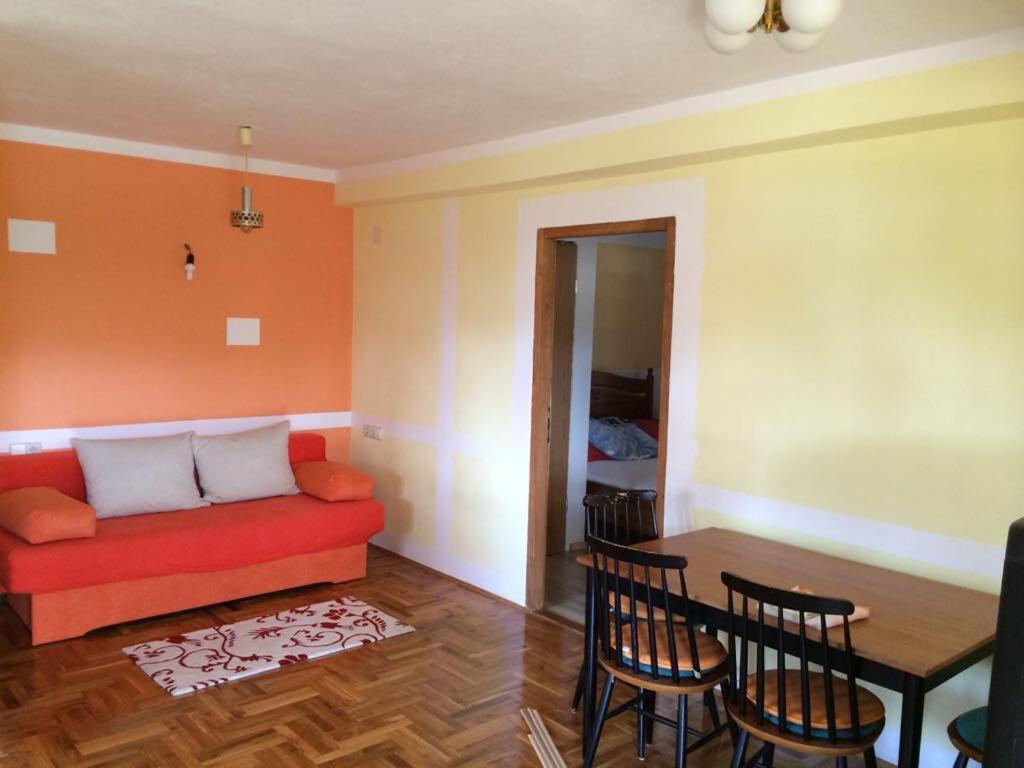 Apartman Put Svete Kate Raslina Exteriör bild